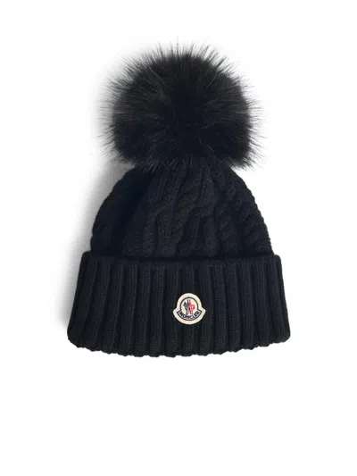 Moncler Virgin Wool And Black Cashmere Beanie Women In Black