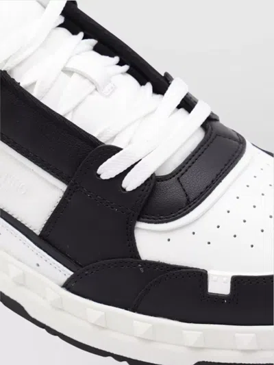 Valentino Garavani Low Sneakers Contrast Panels Perforated Toe Rubber Sole In Black