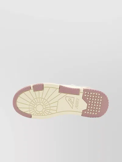 Autry Low-top Logo Patch Sneakers In Neutral