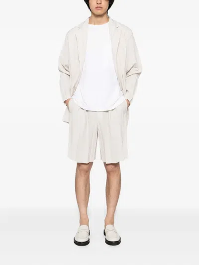 Issey Miyake Edge-ensemble Shorts In White