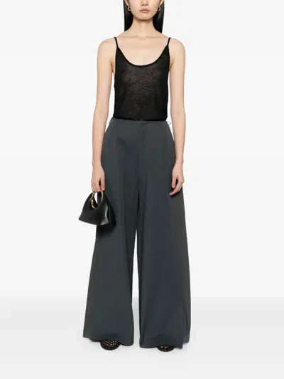 Ruohan Kea Slip Top In Black