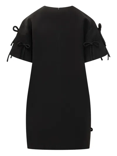 蝴蝶结缀饰连衣裙