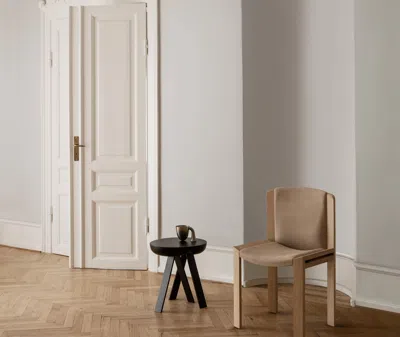 Karakter Beistelltisch No. 2 By Plueersmitt In Black