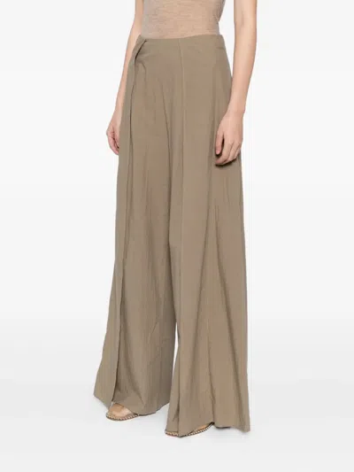Ruohan Morea Trousers In Brown