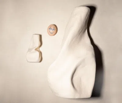 Completedworks Vases Beige Uni In Beige