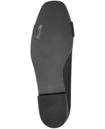 Easy Street Women's Keely Square Toe Ballet Flats In Black
