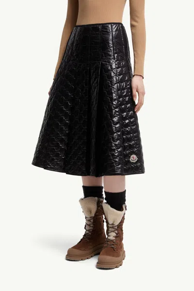 Moncler Black Padded Midi Skirt In Black