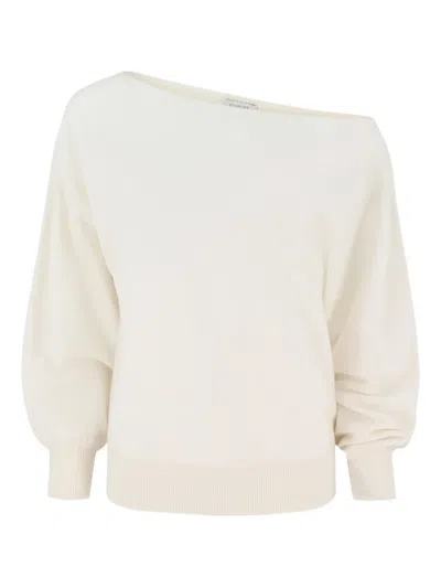 蝙蝠袖露肩毛衣