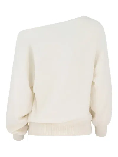 蝙蝠袖露肩毛衣