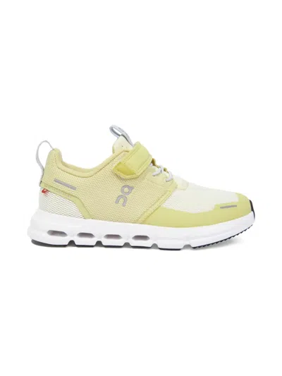 On Girls Cloud Play Trainers In Yellow
