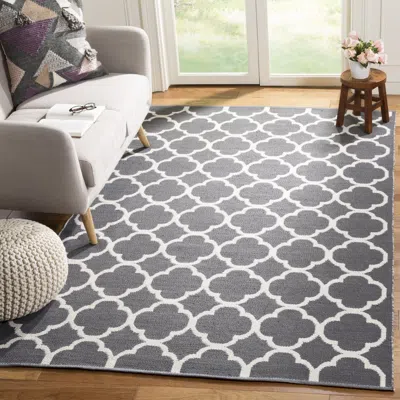 Safavieh Montauk Hand Made Area Rug, Dark Grey / Ivory Contemporary Style Non-shedding In Black