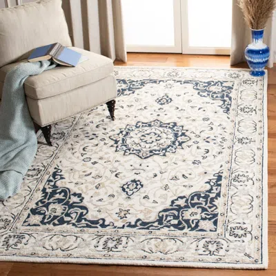 Safavieh Micro-loop Hand Made Area Rug, Ivory / Navy Traditional Style Non-shedding In Multi