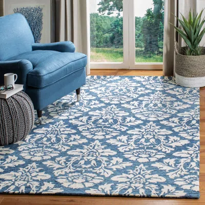 Safavieh Micro-loop Hand Made Area Rug, Blue / Ivory Traditional Style Non-shedding In Blue