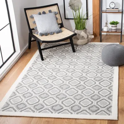 Safavieh Metro Hand Made Area Rug, Ivory / Grey Contemporary Style Non-shedding In Gray