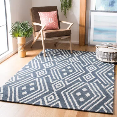 Safavieh Micro-loop Hand Made Area Rug, Navy / Blue Bohemian Style Non-shedding In Blue