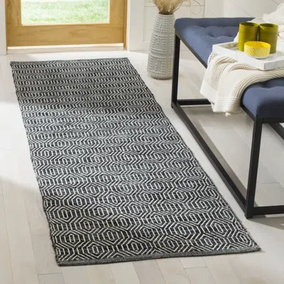 Safavieh Montauk Hand Made Area Rug, Ivory / Dark Grey Contemporary Style Non-shedding In Black