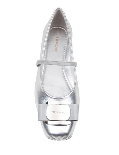 Ferragamo Zina Silver Ballerinas In Silver