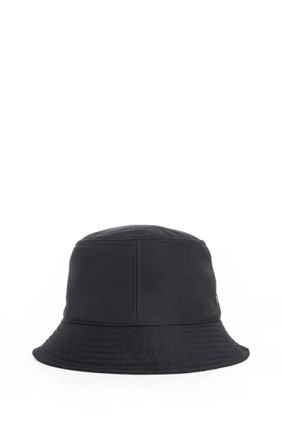 Moncler Cotton Lining Stitched Brim Hat In Black