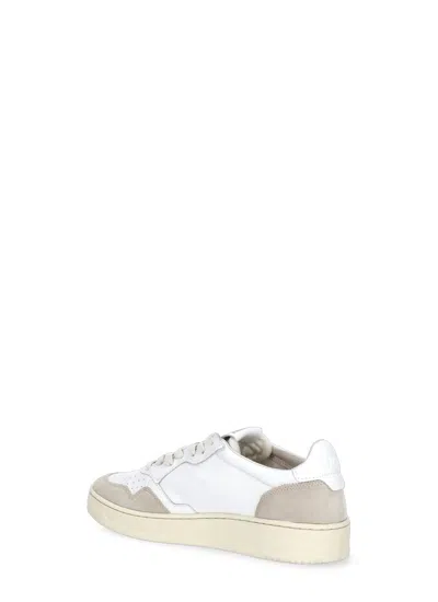 Autry Sneaker Tall With Classic Design And Comfortable Fit In White