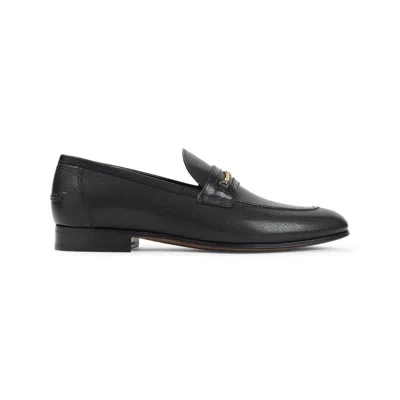 Valentino Garavani Vlogo Signautre Leather Loafers In Black