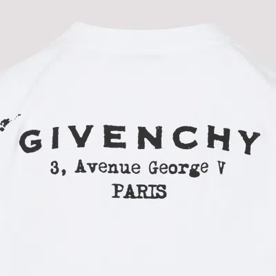 Givenchy Cropped Fit T-shirt In Cotton With Stamp Print Clothing In White