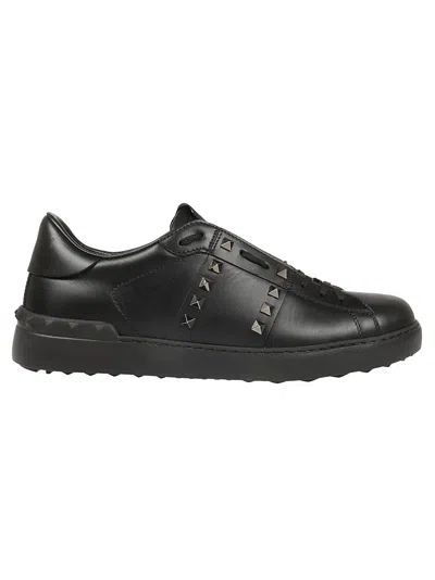 Valentino Garavani Rockstud Sneakers In Black