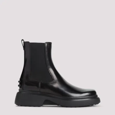Tod's Chunky Sole Ankle Boots With Elastic Panels In Black