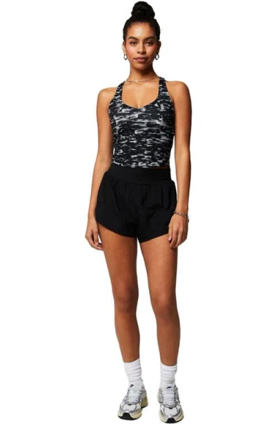 Fabletics Sun Chaser 3" Short In Black