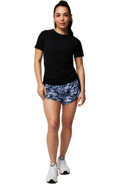 Fabletics Feather Tech+ Short-sleeve Top In Black