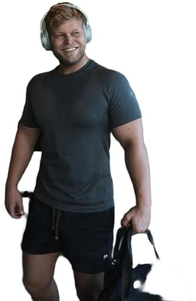 Fabletics The Training Day Tee In Gray