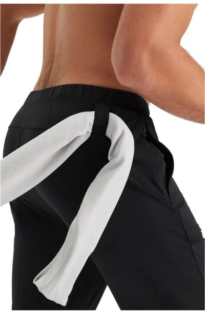 Fabletics The One Jogger In Black