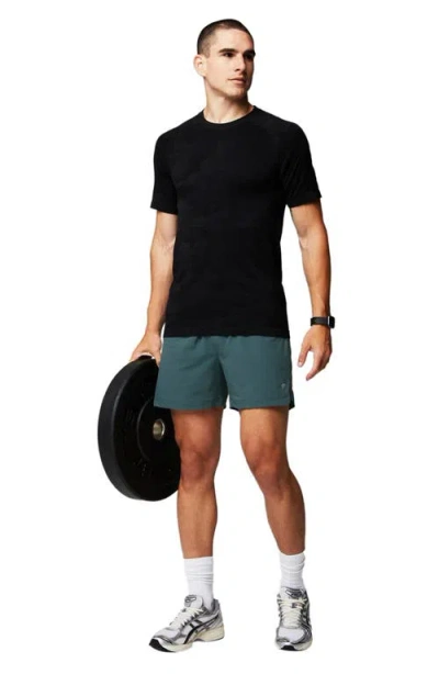 Fabletics The Training Day Tee In Black