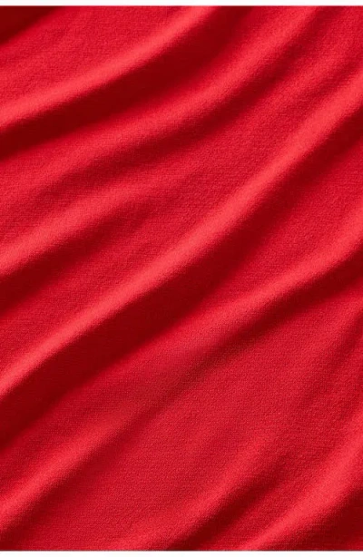 Fabletics The Training Day Tee In Red