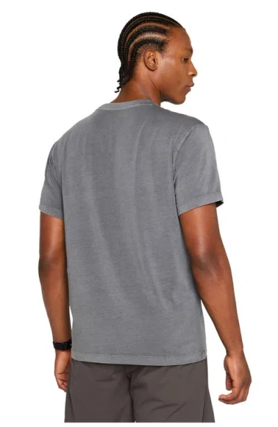 Fabletics The 24-7 Tee In Gray