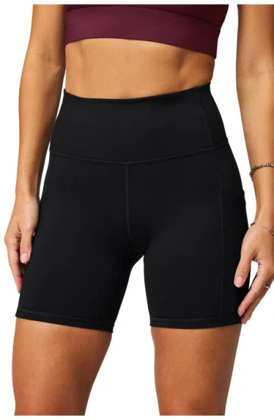 Fabletics On-the-go Powerhold® High-waisted 6'' Short In Black