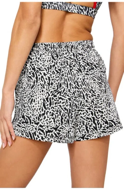 Fabletics All Day Short In Black