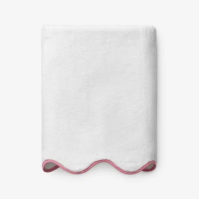 The Company Store Scalloped Edge Bath Towel In Multi