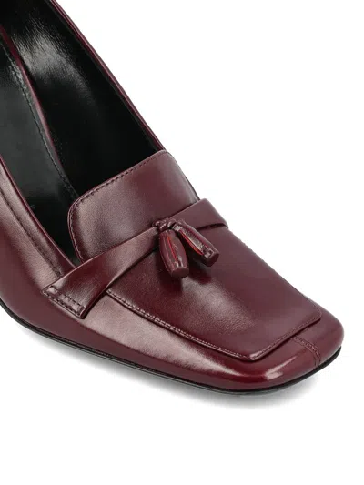 Saint Laurent Chloe 90 Leather Loafer Pumps In Red