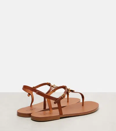 Chloé Chloe Women Caramel Leather Chloe Charms Thong Sandals In Brown