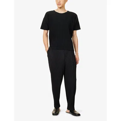 Issey Miyake Basics T-shirt In Black