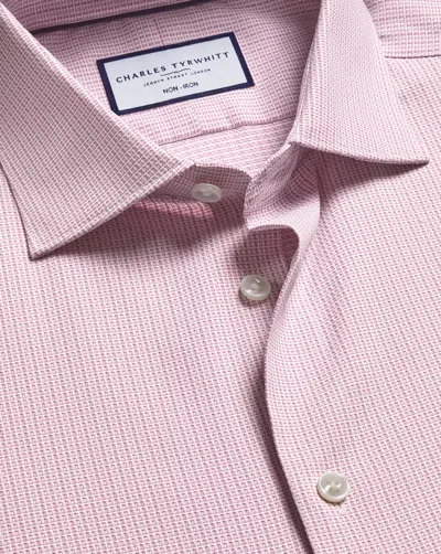Charles Tyrwhitt Men's  Non-iron Performance Texture Shirt In Pink