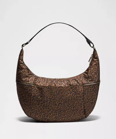 Lululemon Large Slouchy Sling Bag 13l