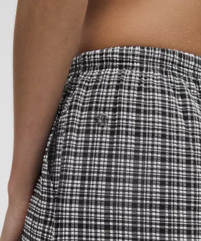 Lululemon Seersucker Check Mid-rise Pull-on Short 3"