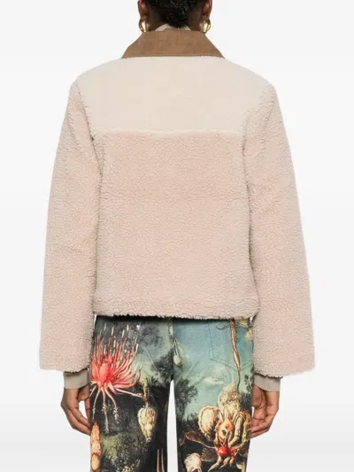 灯芯绒衣领夹克