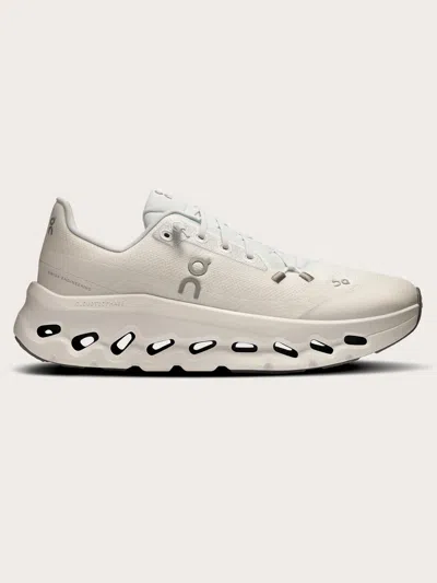 On Cloudtilt Athletic Sneaker In Silver