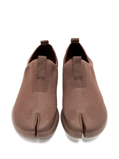 Tabi Footwear Split-toe Slip-on Sneakers In Brown