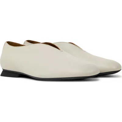 Camper Casi Myra Leather Flat Pumps In Neutral