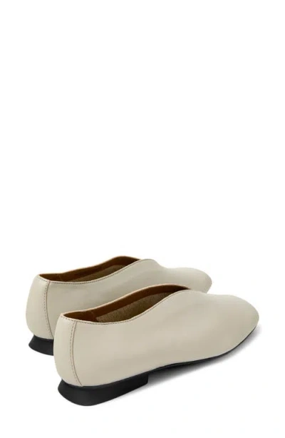 Camper Casi Myra Leather Flat Pumps In Neutral