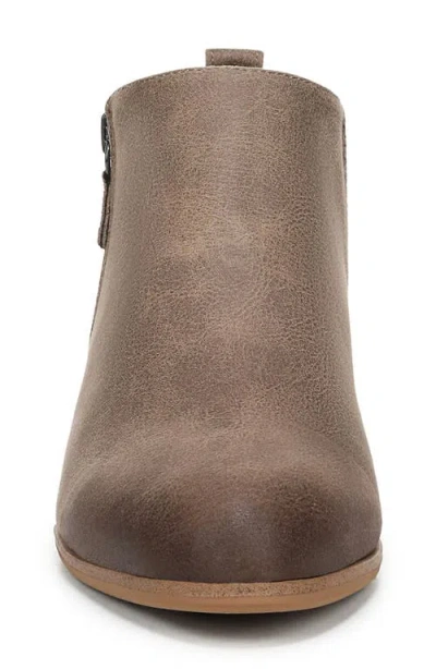 Dr. Scholl's Women's Lainey Almond Toe Western Short Boots In Brown