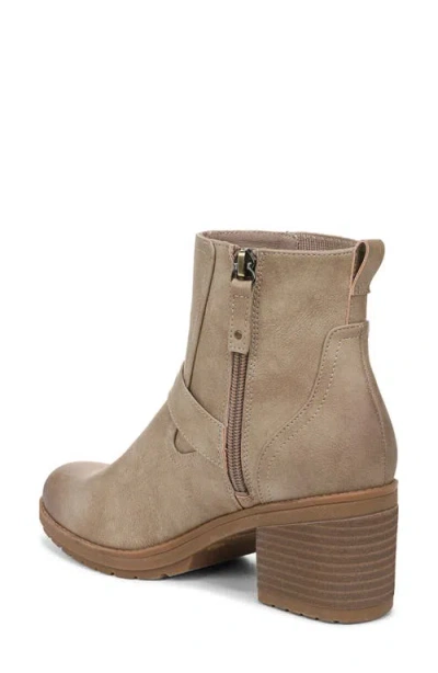 Dr. Scholl's Women's Parker Block Heel Lug Sole Zip Short Boots In Brown